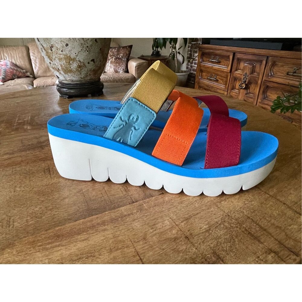 FLY LONDON WOMEN'S LIGHTWEIGHT MULTI/AZURE ELASTIC SLIP ON SANDAL 39